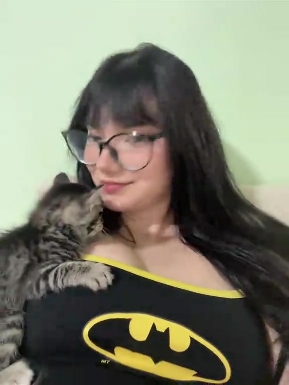 ssstik.io_@hemillyzinhas_1791362762431.mp4